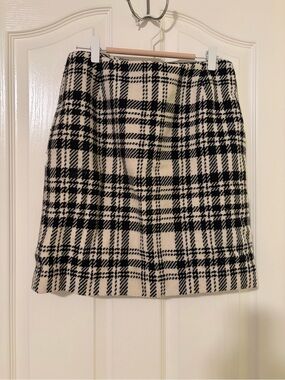 Vintage Eddie Bauer Black and Cream Plaid Pencil Skirt